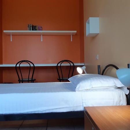La Cordata Accommodation - Brodolini 24 Cinisello Balsamo Exteriör bild