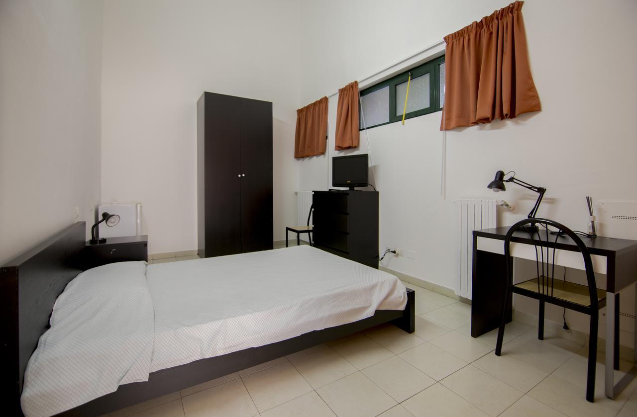 La Cordata Accommodation - Brodolini 24 Cinisello Balsamo Exteriör bild