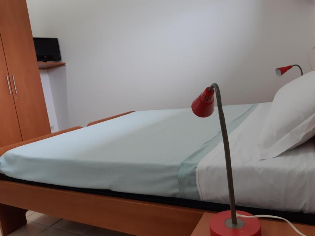 La Cordata Accommodation - Brodolini 24 Cinisello Balsamo Exteriör bild
